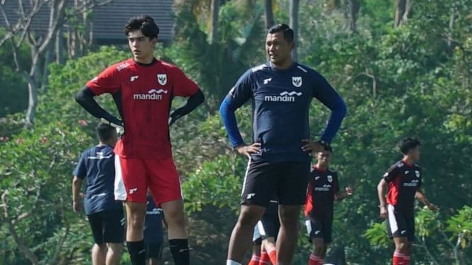 Mike Rajasa, Perbedaan Situasi: Kiper dan Pemain Lapangan, Nicholas Mjosund Masuk Rencana Jangka Panjang, Fokus pada Keseimbangan Tim Garuda Asia, Harapan Nova untuk Piala Dunia U-17 di Qatar