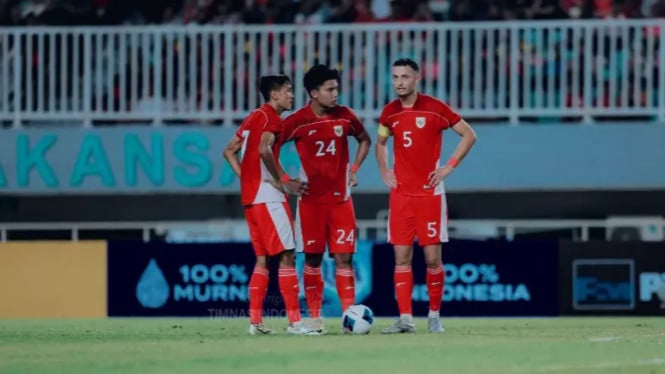 Bisa Balas Dendam? Prediksi Timnas U22 Indonesia vs Mali di Laga Uji Coba Kedua!, Refleksi Laga Pertama: Kalah Skor, Tapi Tak Kalah Jiwa, Fokus Perbaikan: Komunikasi, Jarak Lini, dan Finishing, Prediksi Starting XI Timnas U22 Indonesia (4-3-3):, Strategi Mali: Ancaman Kecepatan dan Transisi Cepat, Pendekatan SEA Games: Recovery Ketat ala Kamboja 2023, Prediksi Skor: Potensi Gol, Tapi Tetap Waspada, Kesimpulan: Bukan Soal Menang atau Kalah, Tapi Soal Persiapan