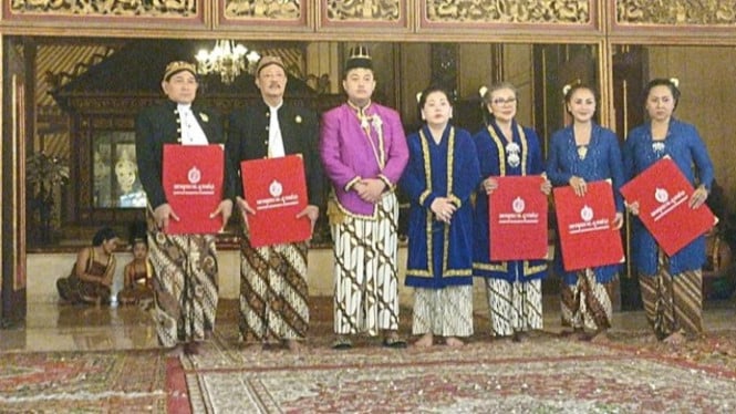PB XIV Purbaya Bagi-Bagi Gelar, Lembaga Adat Belum Akui, Tedjowulan Bereaksi, Siapa yang Mendapat Kenaikan Gelar dari PB XIV Purbaya?, Penobatan PB XIV Purbaya: Sah secara Adat atau Tidak?, Peran Tedjowulan: Penjaga Tata Krama Keraton, Apa Arti Kenaikan Gelar dalam Konteks Politik Keraton?, Kesimpulan: Antara Otoritas, Adat, dan Waktu yang Tepat