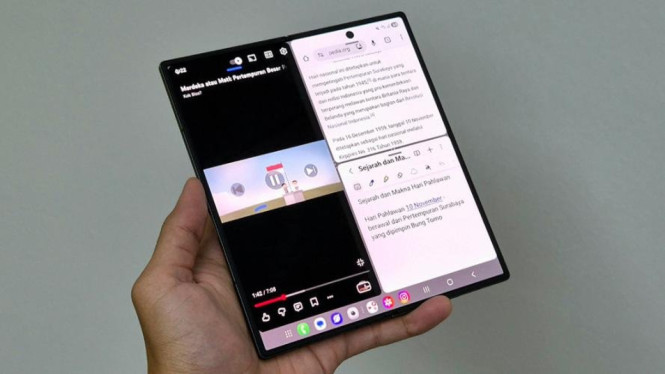 Multi Window di Galaxy Z Fold7, Samsung Galaxy Z Fold7: Layar 8 Inci untuk Produktivitas Maksimal, Performa Snapdragon 8 Elite: Fondasi Multitasking di Galaxy Z Fold7, Multi Window Fold7: Fitur Penggerak Produktivitas Modern, Performa Multi Window Fold7 untuk Aktivitas Belajar, Kerja, dan Hiburan, Performa Multi Window Fold7 untuk Aktivitas Belajar , Kolaborasi Produktif dengan Google Gemini Live Fold7, Kolaborasi dengan Google Gemini Live di Galaxy Z Fold7 , Harga Galaxy Z Fold7 dan Penawaran Khusus, Galaxy Z Fold7: Perangkat untuk Semangat Pahlawan Masa Kini