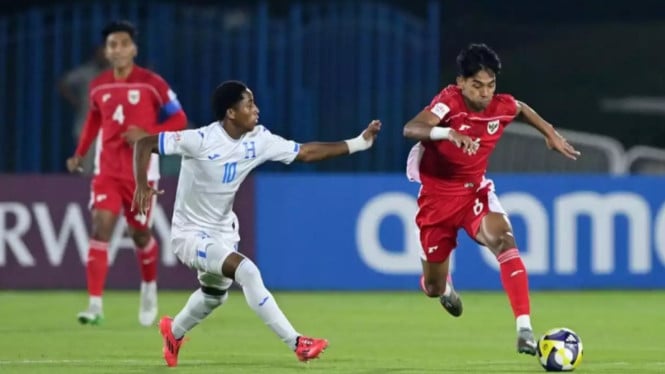 Timnas Indonesia U-17, Ringkasan Berita:, Posisi Indonesia di Klasemen Mini, Peluang Lolos Masih Terbuka, Asa Garuda Muda