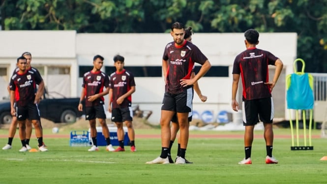 Jens Raven, Ujian Fisik dan Mental bagi Garuda Muda, Jens Raven dan Arkhan Fikri Jadi Andalan, Grup Ideal dan Tantangan Serius, Laga Penentu Kesiapan Sebelum SEA Games