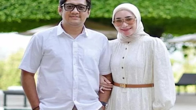 Andre Taulany Resmi Cerai, Sidang Tanpa Kehadiran, Putusan Lewat e-Court, Perpisahan yang Penuh Damai, Jejak Panjang Rumah Tangga Andre dan Erin, Dukungan dari Rekan Selebriti dan Penggemar, Era Baru, Sistem Baru: e-Court di Dunia Hukum, Menatap Masa Depan dengan Lapang Dada