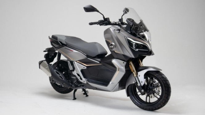 QJmotor Resmi Rilis Fort 250, Desain Tangguh dengan Kenyamanan Berkendara, Teknologi CBS yang Lebih Praktis untuk Pengendara Harian, Perbedaan CBS dan ABS pada Fort 250 Adventure, Segmen Konsumen yang Disasar, Harga dan Ketersediaan