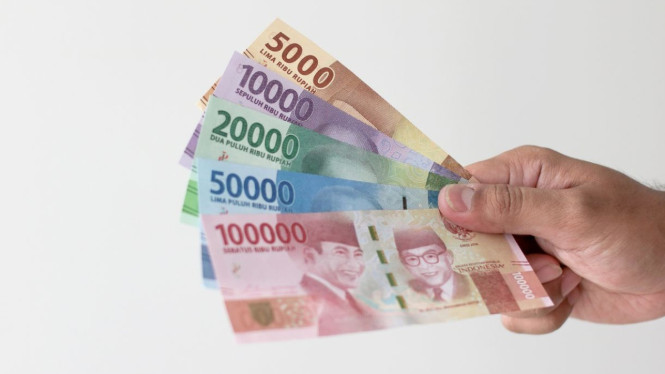 Aries Dapat Uang Tambahan, Leo Waspada Investasi! Cek Ramalan Keuangan 5 Des 2025, Aries (21 Maret – 19 April): Angin Segar, Tapi Jangan Kalap!, Taurus (20 April – 20 Mei): Stabil, Tapi Jangan Lupa Prioritas!, Gemini (21 Mei – 20 Juni): Waspada “Bocor Halus” Keuangan!, Cancer (21 Juni – 22 Juli): Momentum Emas untuk Tabungan &amp; Investasi!, Leo (23 Juli – 22 Agustus): Waspada Tawaran “Investasi Ajaib”!, Virgo (23 Agustus – 22 September): Produktif, Tapi Perlu Evaluasi Prioritas!, Kesimpulan: Hari Ini Bukan Soal Peruntungan, Tapi Pilihan
