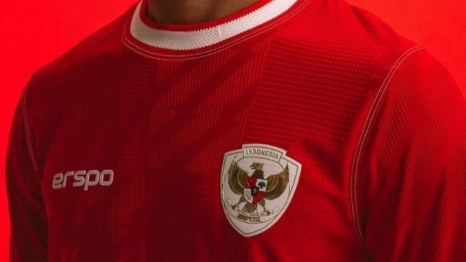 Indonesia Gagal Cetak Gol, Filipina Unggul Berkat Sundulan Injury Time, Awal Laga: Indonesia Langsung Tekan, Filipina Bertahan Ketat, Indonesia Kuasai Lini Tengah, Tapi Finishing Masih Jadi Masalah, Bencana di Injury Time: Sundulan Banatao Robek Pertahanan Indonesia, Analisis Taktik: Mengapa Indonesia Gagal Membobol Gawang Filipina?, Susunan Pemain dan Peran Kunci, Tantangan di Babak Kedua: Bangkit atau Tersingkir?, Kesimpulan: Dominasi Tanpa Hasil, Kini Saatnya Bereaksi