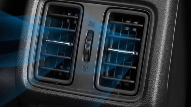 Bahaya Tidur di Mobil dengan AC Menyala: Bisa Keracunan hingga Meninggal!, Fakta Mengejutkan: AC Mobil Bukan Sumber Racun Langsung, Bagaimana Karbon Monoksida Bisa Masuk ke Kabin Mobil?, Kapan Risiko Ini Paling Tinggi?, Gejala Awal Keracunan Karbon Monoksida: Kenali Sebelum Terlambat, Cara Mencegah Keracunan Saat Istirahat di Mobil, Kesimpulan: Bukan AC-nya yang Berbahaya, Tapi Cara Menggunakannya
