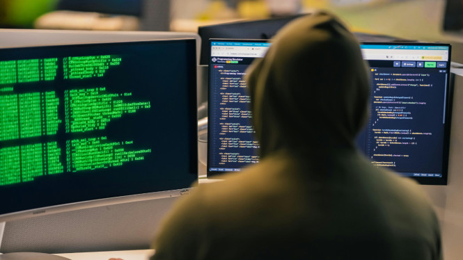 ChatGPT dan Grok Disalahgunakan Penjahat Siber untuk Menipu Pengguna di Google