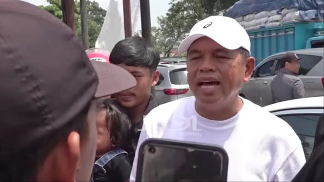 Dedi Mulyadi Ingin KUA Dibikin Estetik, Anak Muda Tak Perlu Nikah Sampai Berutang, Dedi Mulyadi Soroti Tren Nikah di KUA, Fasilitas Balai Nikah KUA Akan Ditingkatkan, Pesta Pernikahan Besar Jadi Sorotan, Anak Muda Didorong Nikah Sederhana Tanpa Utang, KUA Estetik dan Baju Pengantin Disiapkan, Bantuan Rp10 Juta untuk Daya Listrik KUA