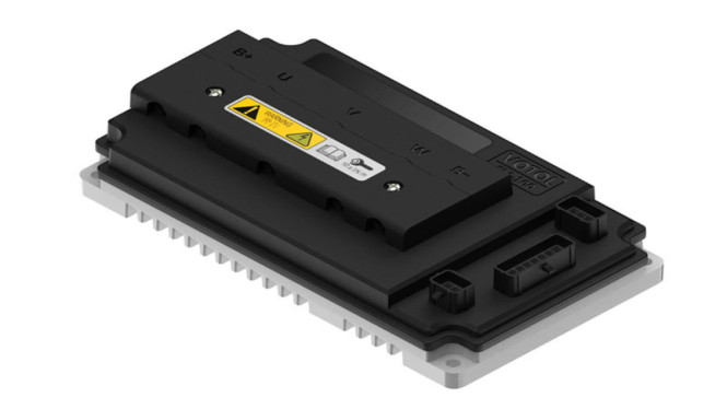 EM100