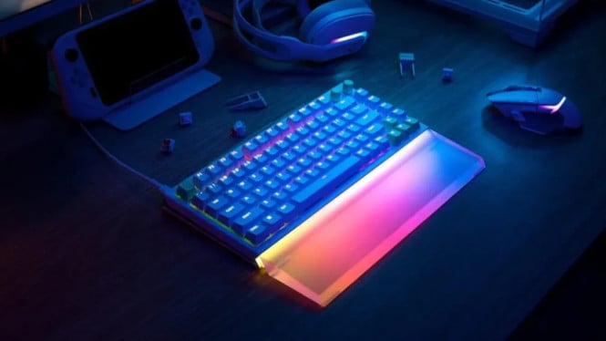 Logitech G512 X Hadir dengan Teknologi TMR Analog &amp; Dual Switch!, Teknologi TMR Analog: Ketika Setiap Milimeter Penekanan Jadi Perintah, Dual Swap Capability: Bebas Campur Analog &amp; Mekanis, SAPP Rings: Dua Aksi dalam Satu Tombol, Performa 8K &amp; Desain Imersif, Ekosistem Logitech G: Dari Keyboard ke Mouse Haptik, Harga dan Ketersediaan, Kesimpulan: Evolusi Keyboard Gaming Telah Tiba