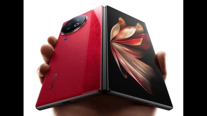 Vivo &amp; Honor Siapkan Foldable Lebar, Lawan Huawei Pura X Max!, Mengapa Semua Merek Kini Pilih Desain “Lebar”?, Vivo: Perbaiki Lipatan Dulu, Lalu Go Wide, Honor: Ambisius dengan Layar Belakang &amp; Tiga Kamera, Kesimpulan: Era Baru Foldable Telah Dimulai