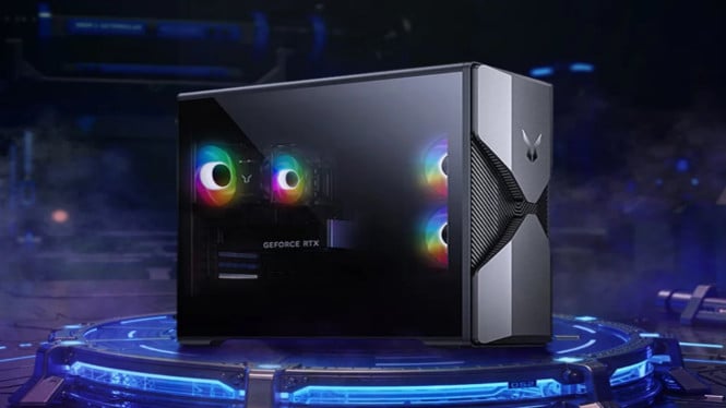 Lenovo Rilis PC Gaming Baru Bellator Blade 7000