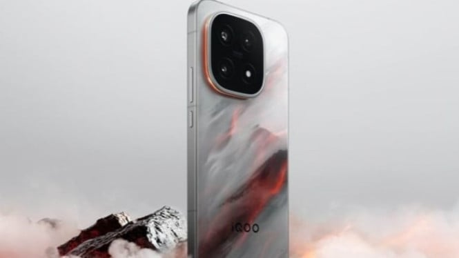 Bocoran iQOO 16: Kamera 50MP, Baterai 8.000mAh &amp; Layar 185Hz!, Kamera Utama: 50MP dengan Sensor 1/1.3 Inci Menang atas 200MP, Baterai Raksasa: Di Atas 8.000mAh dengan Pendingin Aktif, Layar Generasi Baru: Samsung AMOLED 2K dengan Refresh Rate 165Hz atau 185Hz, Performa Inti: Snapdragon 8 Elite Gen 6 Pro &amp; Fitur Flagship Lengkap, Jadwal Peluncuran: Tiongkok Oktober, Global November–Desember 2026, Analisis Strategi: Mengapa iQOO Pilih Kualitas Daripada Megapiksel?, Kesimpulan: Calon Raja Flagship 2026?
