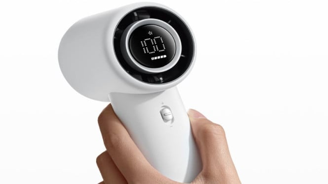Xiaomi Mijia Handheld Fan, Kipas Genggam Portable dengan 100-Level Kecepatan, Motor Berteknologi Tinggi yang Bikin Angin Nyaman dan Stabil, Atur Kecepatan Angin Sesuai Selera dengan 100-Level Stepless, Baterai Jumbo yang Tahan Lama dan Isi Ulang Cepat, Desain Ringan dan Praktis, Lengkap dengan Strap