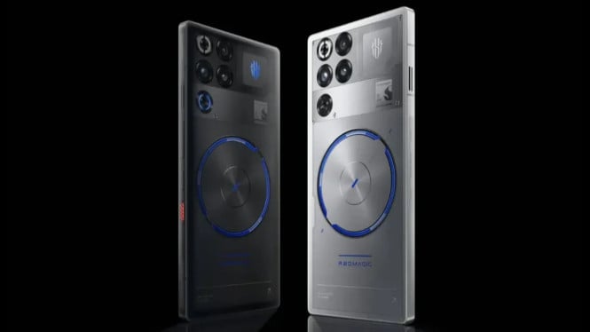 Red Magic 11S Pro Global Resmi Meluncur: Snapdragon 8 Elite Gen 5 &amp; Baterai 7500mAh!, Snapdragon 8 Elite Gen 5 Leading Version: Clock Speed 4,74GHz yang Mengguncang Dunia Benchmark, Sistem Pendinginan AquaCore: Kipas 24.000 RPM + Liquid Cooling yang Bisa Dilihat, Layar BOE X10 1,5K OLED: Full Screen Tanpa Notch, Sampling Touch 3.000Hz, Baterai 7.500mAh dengan Pengisian Nirkabel 80W: Pertama di Dunia!, Desain Fungsional: Flat Back, IPX8, Tanpa Camera Bump, Kamera &amp; Sistem Operasi: Cukup untuk Konten, Bukan Fokus Utama, Harga &amp; Ketersediaan Global, Kesimpulan: Smartphone Gaming Tanpa Kompromi