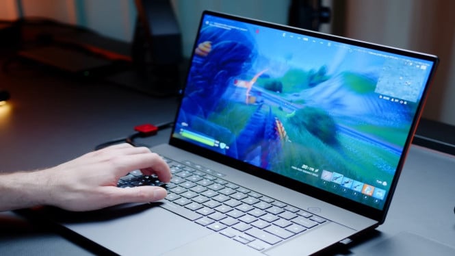 Asus ROG Zephyrus G16 Turun Harga Jadi Rp25 Jutaan Tetap Kencang Dengan Layar OLED 240 Hz, Performa Mesin Tangguh Dengan Harga Lebih Terjangkau, Layar OLED Memukau Untuk Gamer Dan Kreator, Desain Premium Dan Portabilitas Tanpa Kompromi, Daya Tahan Baterai Untuk Produktivitas Harian