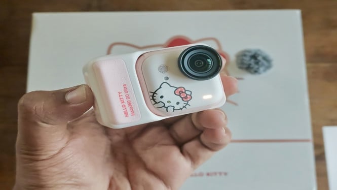 I‌nsta360 Go Ultra Hello Kitty Bawa Foto Unik dan Baterai Tahan Lama, Desain dan Aksesori Bertema Hello Kitty yang Menarik, Spesifikasi Kamera dan Performa yang Andal, Fitur Aplikasi Eksklusif untuk Pengguna Hello Kitty, Harga dan Ketersediaan di Indonesia
