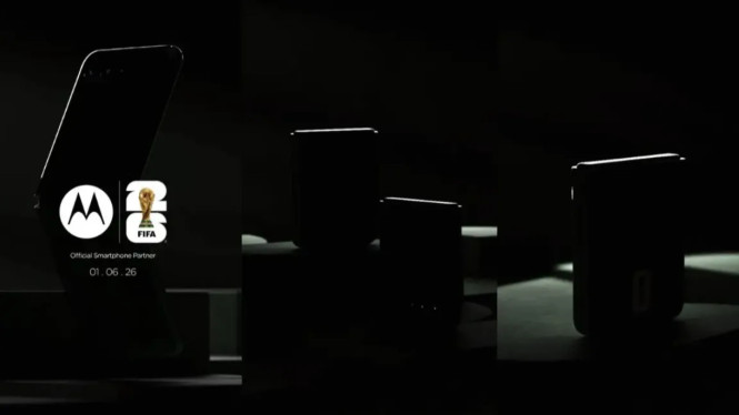 Desainnya Beda! Motorola Razr FIFA World Cup 2026 Siap Hebohkan Pasar Smartphone Lipat, Kolaborasi Resmi dengan FIFA: Lebih dari Sekadar Branding, Tanggal Peluncuran Ganda: 6 Januari 2026 Jadi Hari Besar Motorola, Apa yang Kita Ketahui tentang Razr FIFA World Cup 2026?, Strategi Pemasaran: Menargetkan Fans, Kolektor, dan Influencer, Apakah Ini Langkah Cerdas Motorola?, Kesimpulan: Razr FIFA World Cup 2026 Antara Gaya, Gengsi, dan Strategi Global