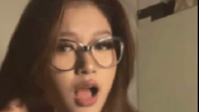 Siapa Parera? Sosok di Balik Narasi Viral, Modus Operandi: Rekam diam-diam, Lalu Jual ke Jaringan Gelap, Platform Distribusi: Telegram, X, dan Cloud Storage Jadi Sarang Utama, Dampak pada Korban: Trauma Digital yang Tak Kunjung Usai, Bahaya Mengklik Link "Parera Videy", Apa yang Harus Dilakukan?, Kesimpulan: Viral Bukan Berarti Benar Apalagi Halal
