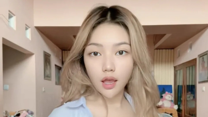 Link Video Blunder Nova Kasih Bocor di UC Browser? Jangan Klik, Ini Bahayanya!, Siapa Nova Kasih? TikToker yang Kembali Viral dengan Gaya Seksi, Apa Itu “Link Nova Kasih UC Browser”?, Mengapa UC Browser Sering Disebut?, Bahaya Mengklik Link Mencurigakan, Langkah Pencegahan: Bagaimana Melindungi Diri?, Respons Komunitas &amp; Edukasi Digital, Kesimpulan: Viral Bukan Berarti Aman