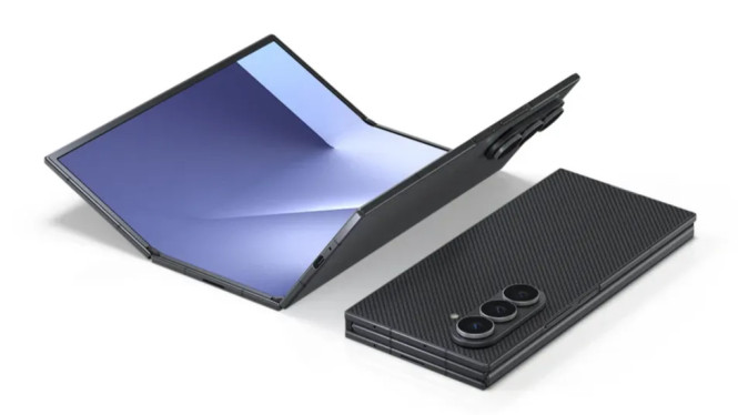 Samsung Galaxy Z TriFold Rp57 Juta! Intip Deretan HP Terbaik di CES 2026, 1. Samsung Galaxy Z TriFold: Revolusi Foldable dengan Tiga Lipatan, 2. Motorola Razr Fold: Lipat Buku dengan Stylus &amp; Kamera Triple 50MP, 3. Motorola Signature: Flagship Performa Tanpa Komplikasi, 4. TCL Nxtpaper 70 Pro: Layar Ramah Mata dengan AI Google, 5. Infinix Note 60: Panggilan HD via Satelit, Pertama di Kelasnya, Bonus: Clicks Communicator – Nostalgia BlackBerry di Era Android 16, Apa yang Diungkapkan oleh CES 2026 tentang Masa Depan Smartphone?, Kesimpulan: Inovasi Tak Lagi Monopoli Raksasa