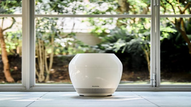 Revolusi Humidifier Balmuda Rain: Desain Jepang Paling Elegan, Inovasi 'Tankless' Revolusioner: Mengisi Air Tanpa Ribet, Bukan Sekadar Pelembap: Fungsi Purifikasi Udara Ganda, Performa Senyap dan Antarmuka yang Ramah Pengguna, Pergeseran Paradigma: Memilih Fungsi dan Estetika