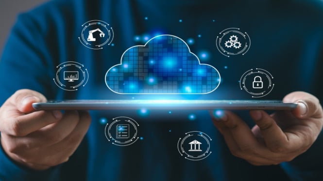 4 Pilar Kunci Transformasi Digital Indonesia 2026, Cloud dan Keamanan Digital: Pilar Utama Operasional, Peran AI dan Data Science Mengubah Strategi Bisnis, Location Intelligence: Menghubungkan Dunia Fisik dan Digital, Menjaga Konsistensi Eksekusi untuk Keunggulan Kompetitif
