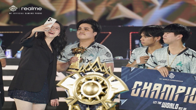 realme Tegaskan Komitmen di MLBB M7: Aurora Gaming Juara Dunia!