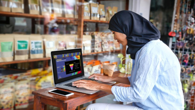 Perbandingan Internet Rumah Terbaik 2026: Hemat atau Cepat?, 1. Internet Rakyat: Efisiensi Biaya dan Kapasitas Besar, 2. MyRepublic Neo: Jaminan Kecepatan Stabil, 3. IndiHome: Mengutamakan Ekosistem Hiburan Digital, 4. XL Satu: Solusi Konvergensi Premium
