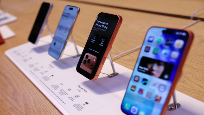 Samsung S26 hingga iPhone 17e: Rilis Smartphone Februari 2026, Dominasi Flagship dan Inovasi Privacy Display, Persaingan Chipset Kinerja Tinggi di Pasar Asia, Opsi Murah dari Raksasa Teknologi Global, Tren Pasar dan Proyeksi Smartphone 2026