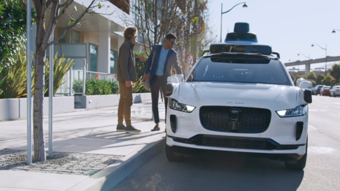 Waymo Raih Rp268 T! Robotaxi Ekspansi ke Tokyo-London, Detail Pendanaan Fantastis Waymo, Ambisi Global: Robotaxi Membidik 20 Kota Baru, Bayang-bayang Pengawasan Regulator Keselamatan, Prospek Waymo di Tengah Kritik Keselamatan