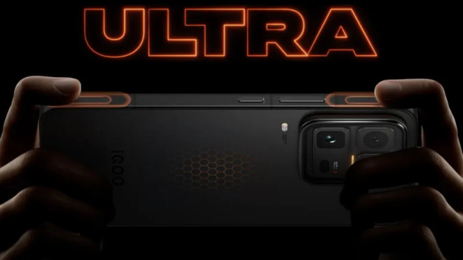 Ponsel Gaming Level Pro: iQOO 15 Ultra Hadir dengan Ray Tracing &amp; Baterai 7400mAh, Layar 2K 144Hz dari Samsung: Visual Imersif Tanpa Kompromi, Performa Mutlak: Snapdragon 8 Elite Gen 5 + Q3 Esports Chip, Sistem Pendingin Revolusioner: Ice Dome dengan Kipas Aktif 59-Bilah, Kamera Mumpuni: Triple 50MP dengan Stabilisasi CIPA 4.5, Fitur Premium Lainnya, Harga dan Ketersediaan, Kesimpulan: Puncak Evolusi Ponsel Gaming