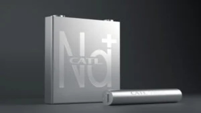 Revolusi EV: CATL Uji Baterai Natrium-Ion Ultra Aman di Mobil, Mengapa Uji Musim Dingin Menjadi Fokus Utama CATL?, Keunggulan Keamanan Mutlak Baterai Natrium-Ion, Spesifikasi Impresif dan Proyeksi Naxtra di Pasar EV, Analisis Akhir: Dampak Strategis Natrium-Ion pada Pasar EV Global