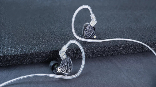 Headphone Zone x KZ Thunder Resmi Meluncur, IEM Hybrid Mewah!