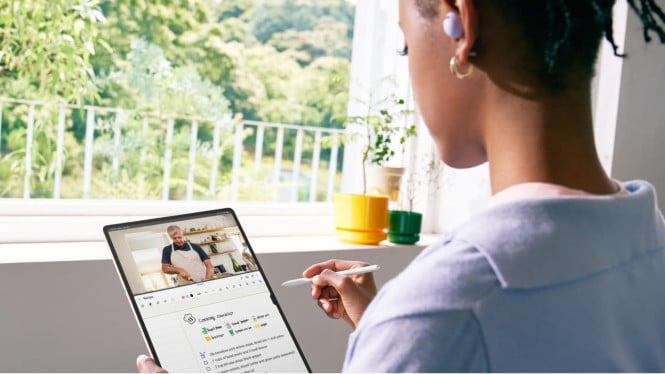 Audio Jadi Bagian Gaya Hidup, Samsung Dorong Evolusi Pengalaman Audio, Perubahan Perilaku Konsumen: Audio di Setiap Momen, Tren TWS di Indonesia yang Terus Meningkat, Samsung dan Perannya dalam Ekosistem Audio Modern, Galaxy Buds Series: Jawaban atas Kebutuhan Audio Masa Kini, Keunggulan TWS Samsung Dibanding Kompetitor, Evolusi Galaxy Buds2 Series, Lompatan Inovasi Lewat Galaxy Buds3 Series, Galaxy Buds3 FE: Audio Premium Lebih Terjangkau, Audio sebagai Pendukung Produktivitas, Ekosistem Galaxy dan Pengalaman Audio Imersif, Pandangan Samsung terhadap Masa Depan TWS, Komitmen Samsung Menghadirkan Inovasi Berkelanjutan