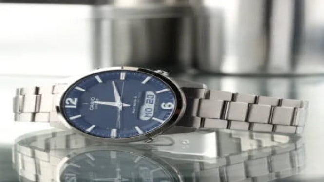 4 Jam Tangan Titanium Terbaik 2026 di Bawah 0, Citizen Zenshin Three-Hand Titanium, Citizen Promaster Diver Super Titanium, Casio Oceanus Titanium Series, Casio Lineage Waveceptor