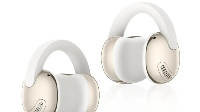 TCL CrystalClip Rilis: Earbud Open-Ear Pertama dengan Kristal Swarovski!, Desain Inovatif: Earbud yang Bisa Jadi Aksesori Fashion, Performa Audio: Driver 10,8 mm Dual-Magnetic &amp; ENC Noise Cancellation, Daya Tahan Baterai: 8 Jam + 36 Jam Total, Plus Fast Charging, Harga &amp; Varian: Standar vs Edisi Swarovski, Pasar Sasaran: Siapa yang Cocok Pakai CrystalClip?, Tantangan di Pasar: Apakah Konsep Ini Akan Bertahan?, Kesimpulan: Lebih dari Sekadar Earbud Ini Pernyataan Gaya Hidup