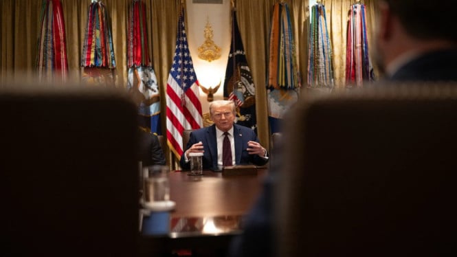 Trump Putus Kontrak Anthropic: Tolak AI Jadi Senjata Otonom