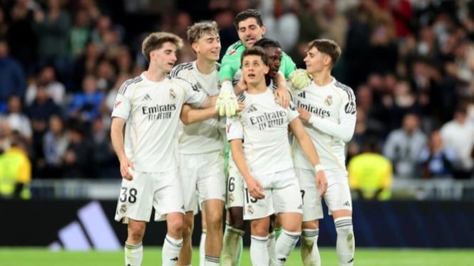Arda Güler Cetak Gol Roket, Real Madrid Hancurkan Elche 4-1!, Babak Pertama: Madrid Buka Keunggulan Lewat Set-Piece, Babak Kedua: Huijsen Perpanjang Keunggulan, Elche Cetak Gol Bunuh Diri, Gol Roket Arda Güler: Penutup Spektakuler di Menit 89, Susunan Pemain, Analisis Taktik: Arbeloa Andalkan Set-Piece dan Transisi Cepat, Apa Arti Kemenangan Ini bagi Real Madrid?, Kesimpulan: Madrid Menang, Dunia Terpesona oleh Güler