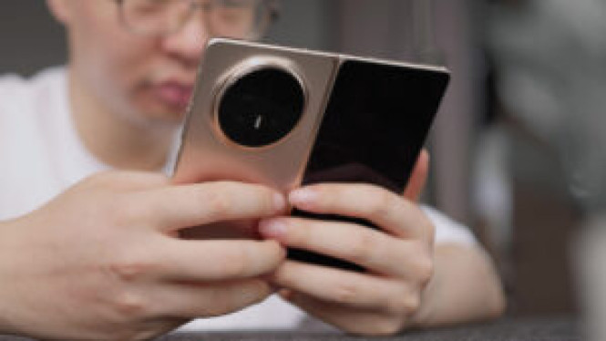 Review Honor Magic V6: HP Lipat Tipis dengan Kamera 200MP