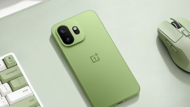 Xiaomi 17 Dua Kali Lebih Mahal dari OnePlus 15T—Apa yang Bikin Harganya Selangit?, 1. Desain &amp; Layar: Tahan Banting vs Mewah Nan Halus, 2. Performa &amp; Baterai: Sama Cepat, Tapi Daya Tahan Jauh Berbeda, 3. Kamera: Komplit vs Fokus, 4. Harga &amp; Nilai Uang: Di Mana Letak "Worth It"?