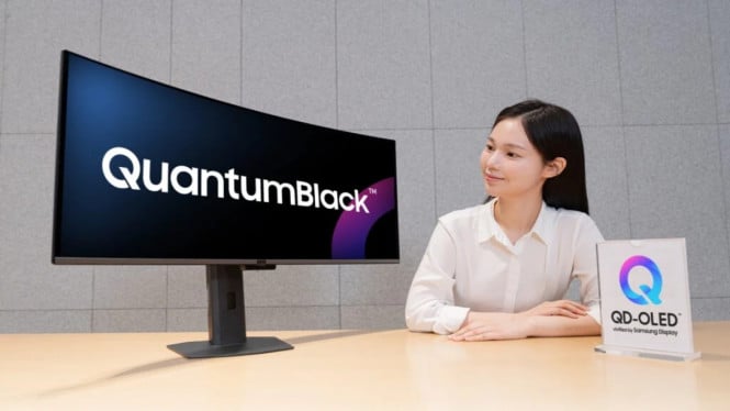 QuantumBlack Samsung Bikin Monitor QD-OLED
