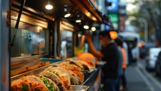 Ilustrasi street food korean, 1. Bangkok, Thailand, 2. Mexico City, Meksiko, 3. Tokyo, Jepang, 4. Istanbul, Turki, 5. Singapore, 6. Kuala Lumpur, Malaysia, 7. Seoul, Korea Selatan, 8. Ho Chi Minh City, Vietnam, 9. Marrakesh, Maroko, 10. Tel Aviv, Israel