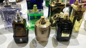 Ilustrasi parfum, Perbedaan komposisi parfum Barat dan Timur Tengah, Ketahanan Parfum, Ilustrasi parfum, Karakter Aroma Parfum, Harga Terjangkau, Filosofi Parfum