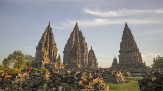 Candi Prambanan, Apa Itu Lifetime Access?, Syarat dan Ketentuan Klaim Lifetime Access, Promo Tambahan: Tiket Gratis Satu Hari, Mengapa Mengunjungi Destinasi Ini?, Candi Prambanan, Tips Memanfaatkan Promo