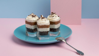 Ilustrasi dessert box, Ide Makanan Mini untuk Jualan, Ilustrasi Martabak Telur, Ilustrasi dessert box, Tips Sukses Menjual Makanan Mini