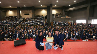 Pelaksanaan Literasi Keuangan di Kalangan Mahasiswa, 1. Membantu Mengelola Uang, 2. Menghindari Jerat Utang Konsumtif, 3. Membantu Mencapai Tujuan Finansial, 4. Mengurangi Stres dan Memberi Rasa Aman, 5. Navigasi Investasi