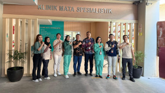 Yessindo Antar Obat Kerumah, 1. Pastikan Resep Obat Sudah Valid dan Jelas, 2. Gunakan Layanan Antar yang Terdaftar atau Direkomendasikan oleh Rumah Sakit atau Apotek Resmi, 3. Periksa Kondisi Obat Saat Diterima, 4. Cari Tahu Apakah Kurir Terlatih dan Paham Penanganan Obat, 5. Simpan Bukti Transaksi dan Resep untuk Keamanan