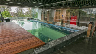 Kolam Renang Posto Dormire Hotel, 1. Posto Dormire Hotel, 2. Wonderloft Hostel, 3. Holiday Inn &amp; Suites Jakarta Gajah Mada, 4. Leaf Hotel, 5. City Style Residence